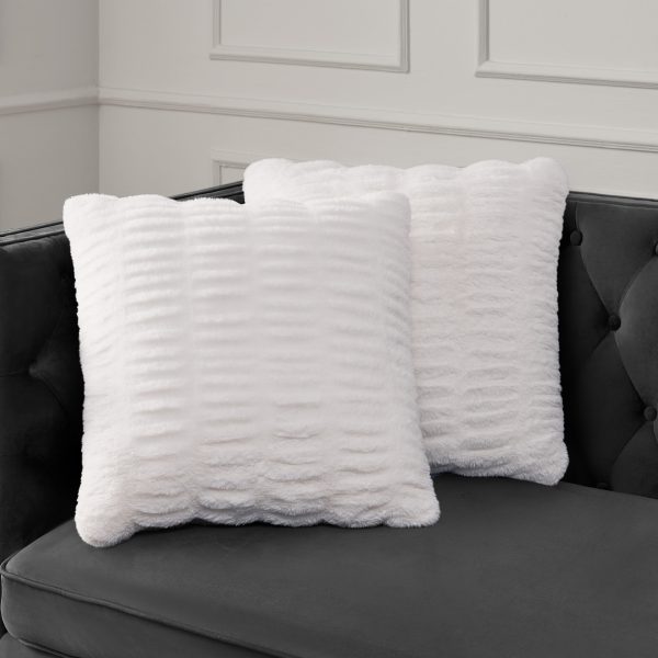 Pleated Faux Fur Decorative Pillow - Image 4