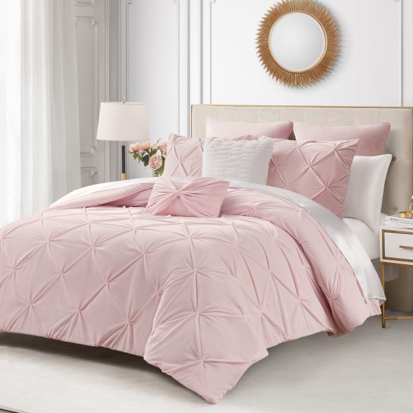 Kiss Pleat Micromink Comforter Set With Decorative Pillows - Image 4