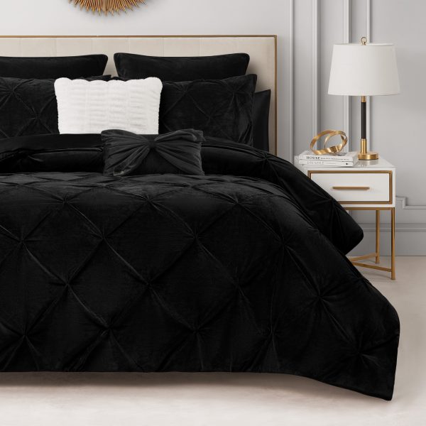 Kiss Pleat Micromink Comforter Set With Decorative Pillows - Image 3