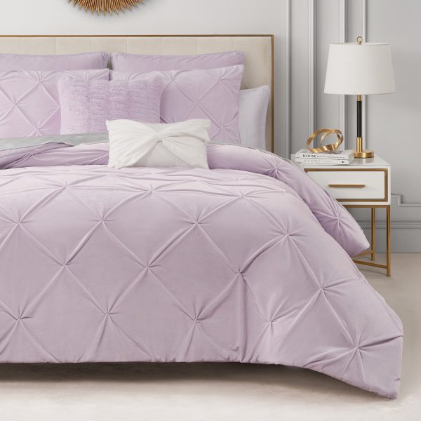 Kiss Pleat Micromink Comforter Set With Decorative Pillows - Image 3