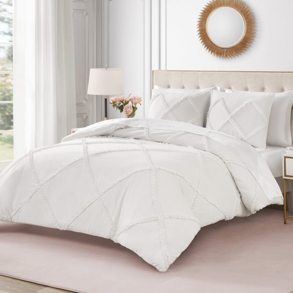 Diamond Ruffle Comforter Set - Image 3