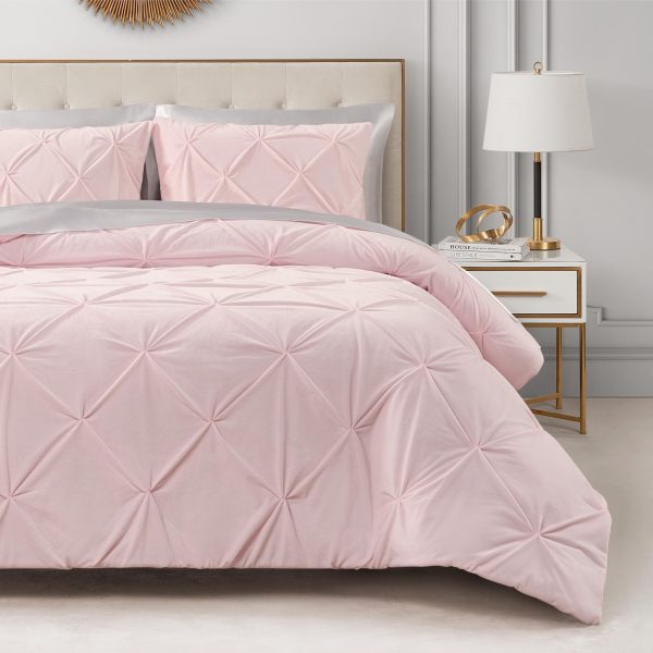 Kiss Pleat Micromink Comforter Set - Image 3