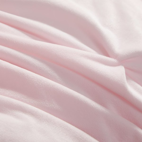 Kiss Pleat Micromink Comforter Set - Image 6