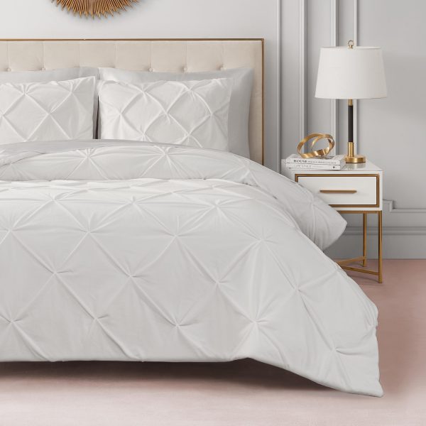 Kiss Pleat Micromink Comforter Set - Image 3