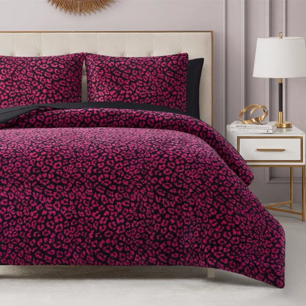 Cheetah Feathered Comforter Set - Image 4