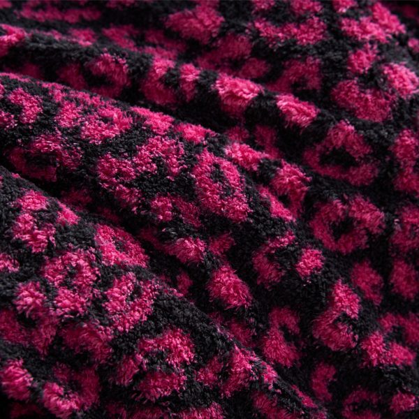 Cheetah Feathered Comforter Set - Image 6