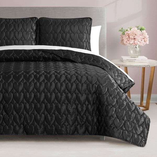 Satin Heart Stitched Quilt Set - Image 4